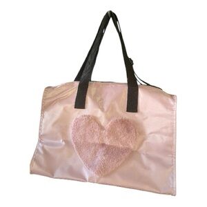 T-Shirt & Jeans Blush Heart Travel Bag